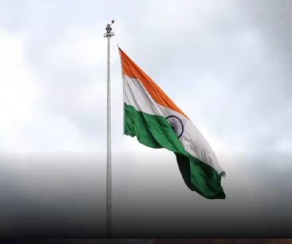 गणतंत्र दिवस पर क्यों तिरंगा फहराया नहीं, बल्कि खोला जाता है?