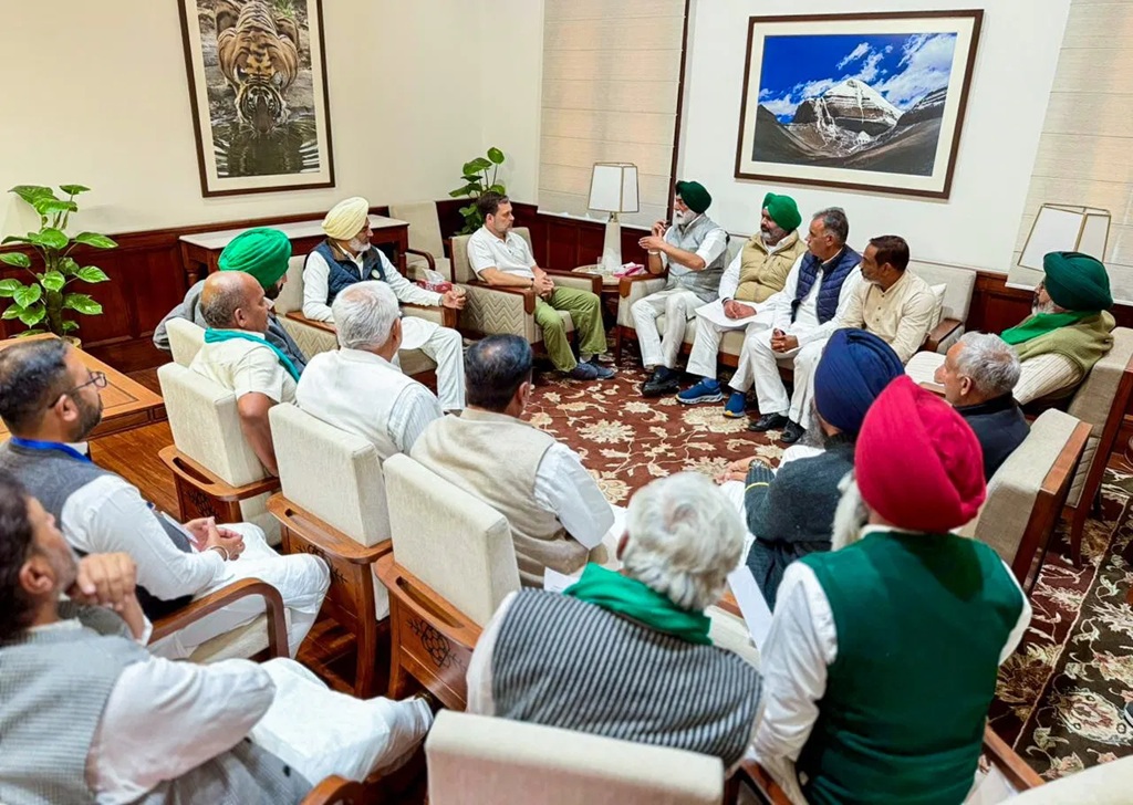US ट्रेड डील पर होगा महासंग्राम? राहुल गांधी की ट्रेड डील के खिलाफ बड़े आंदोलन की तैयारी?……………