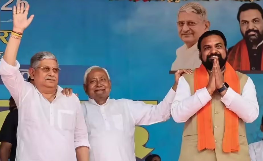 पहली बार सत्ता, प्रयोग में है खतरा, बिहार में नए सीएम के लिए काउंट डाउन शुरू ………….