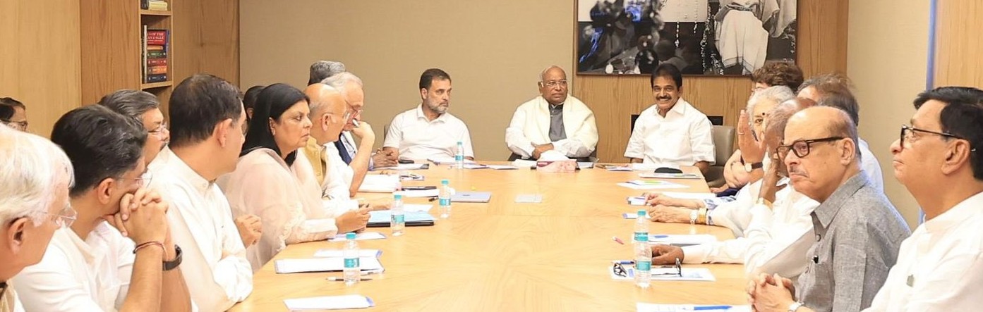 CWC मीटिंग: कांग्रेस ने PM मोदी पर उठाए सवाल, कहा- कूटनीतिक विफलता से बढ़ी पाकिस्तान की साख