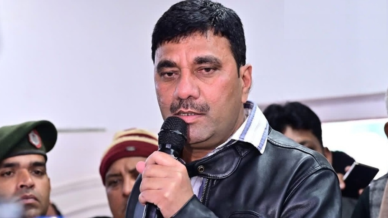 जेडीयू विधायक अमरेंद्र पांडेय की बढ़ी मुश्किलें ……………