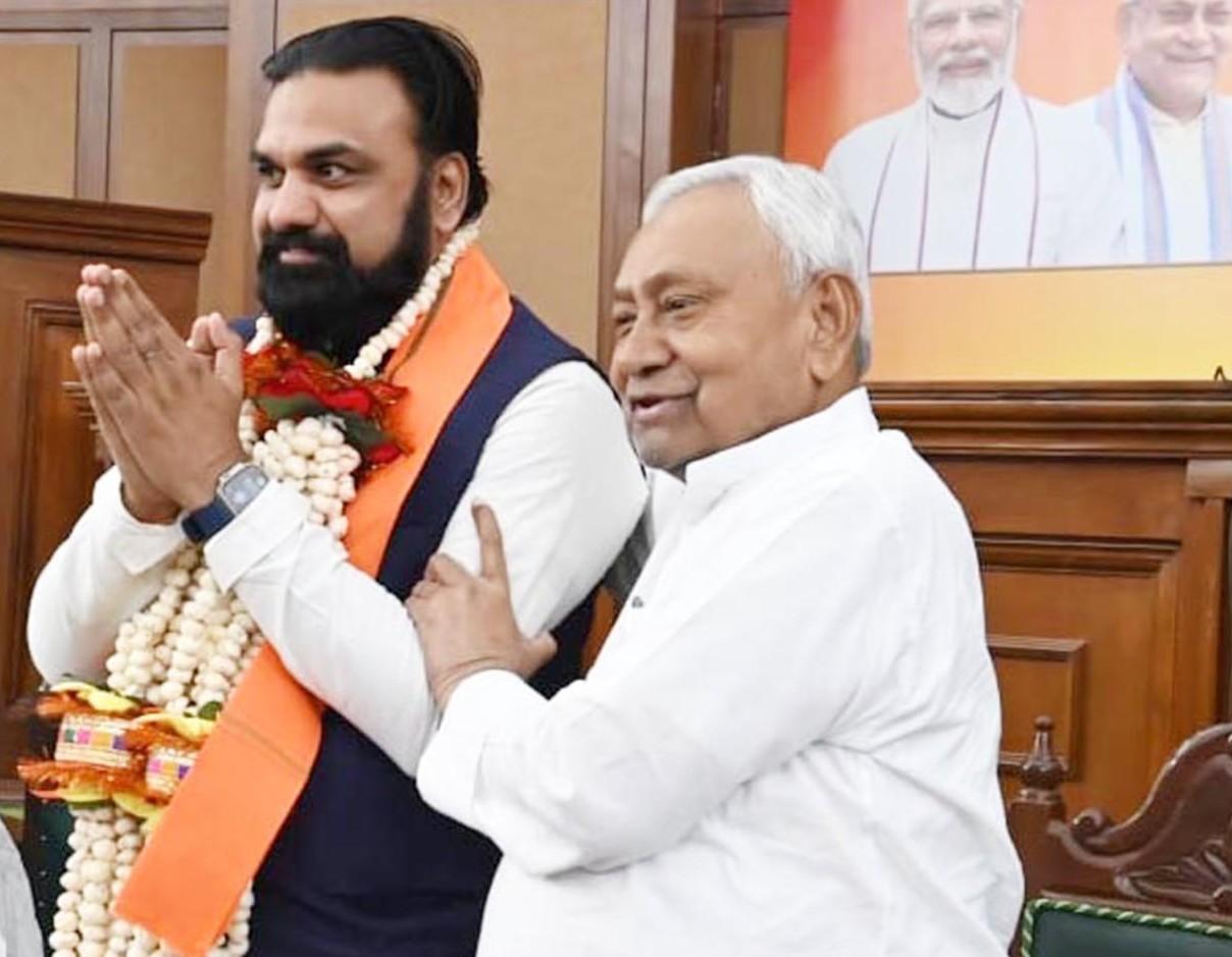 नीतीश छोड़कर जा रहे कई अधूरे काम, क्‍या नई सरकार करेगी पूरे?
