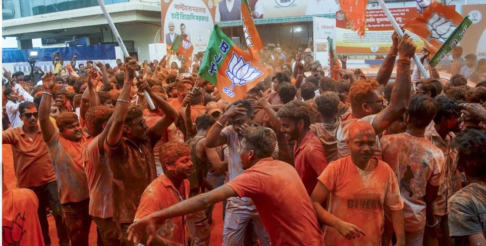 खौफ का दरका तिलिस्म, ममताराज ध्वस्त………….