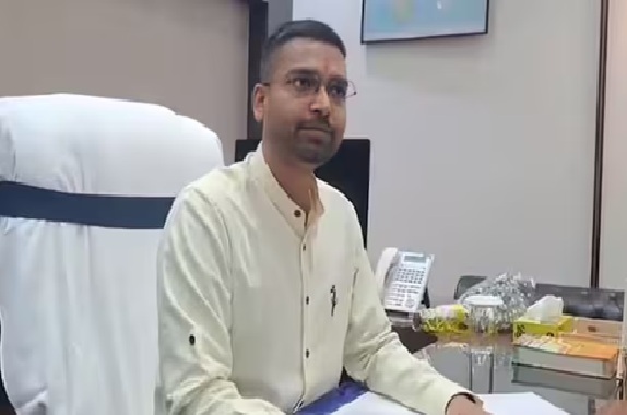दीपक प्रकाश एक बार फिर सियासी चर्चा में