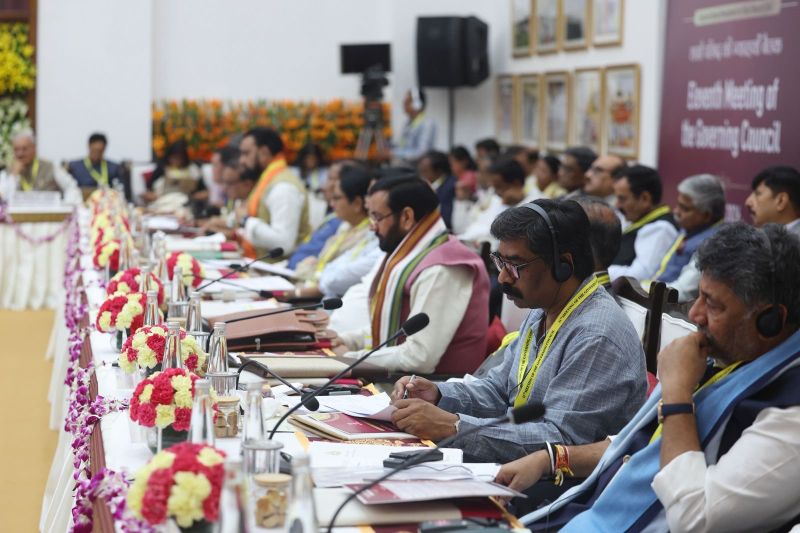 बिहार ने केंद्र से मांगे नल-जल पर खर्च हुए 18 हजार करोड़…………