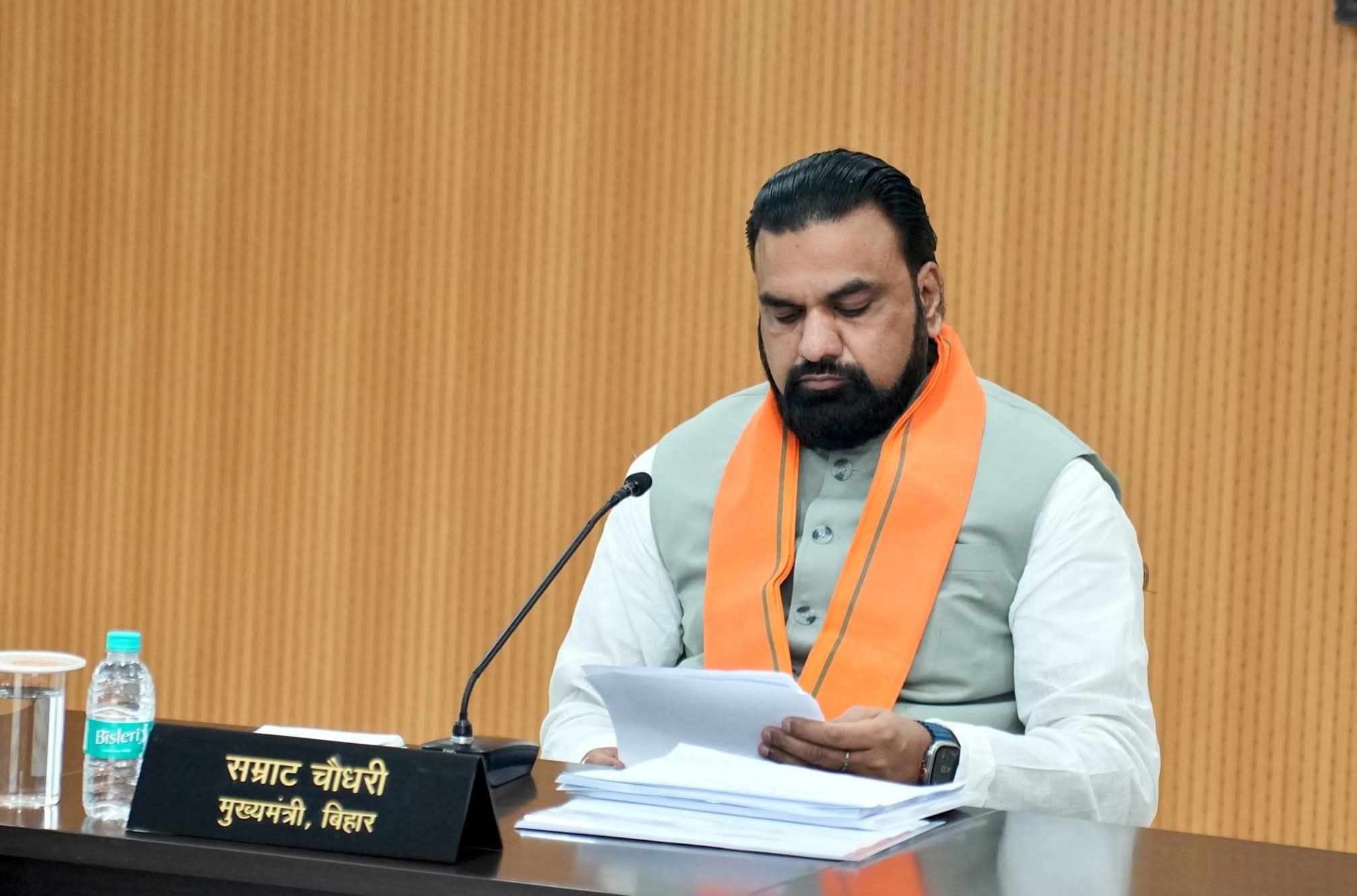 क्या मौजूदा बिहार सरकार का इकबाल कमजोर हुआ है !…………