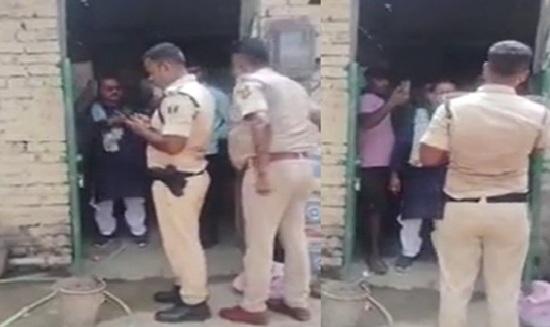 पूर्व विधायक हैं तो किसी का घर कब्जा करेंगे…………