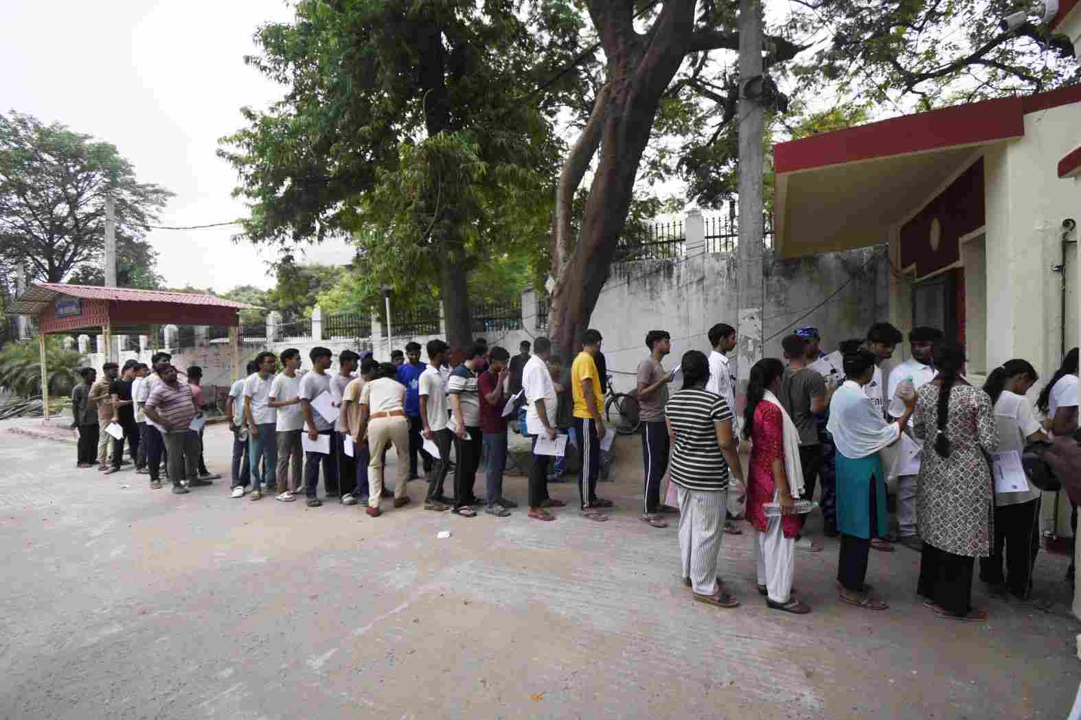 री-नीटः स्लॉवर बिठाने की जांच EOU की SIT करेगी