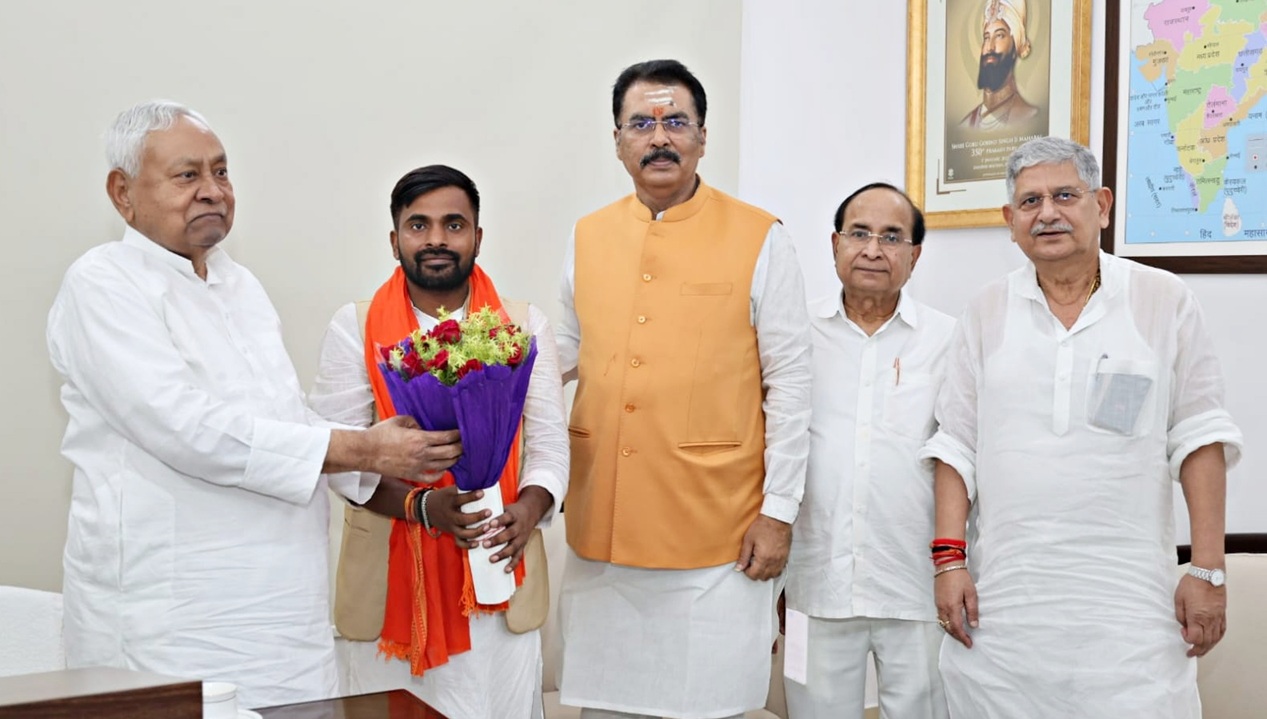 बांकीपुर चुनाव में JDU कम इंट्रेस्ट ले रही?