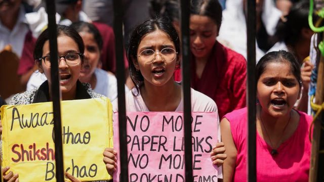 सार्वजनिक विमर्श में गालियों का महिमामंडन एक गंभीर मुद्दा…………….