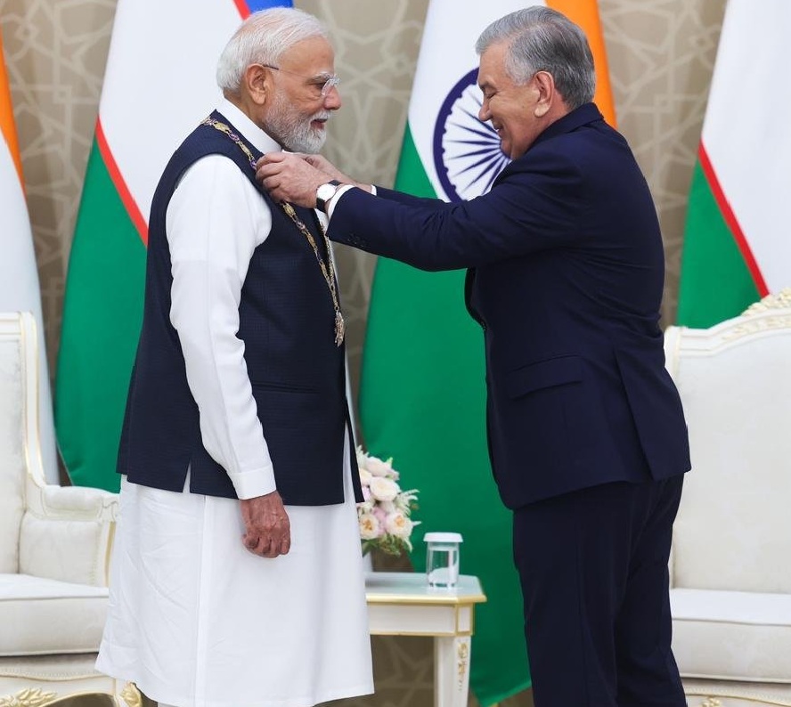 प्रधानमंत्री मोदी को उज़्बेकिस्तान का सर्वोच्च सम्मान ‘‘ओली दाराजली दोस्तलिक’’ दिया गया
